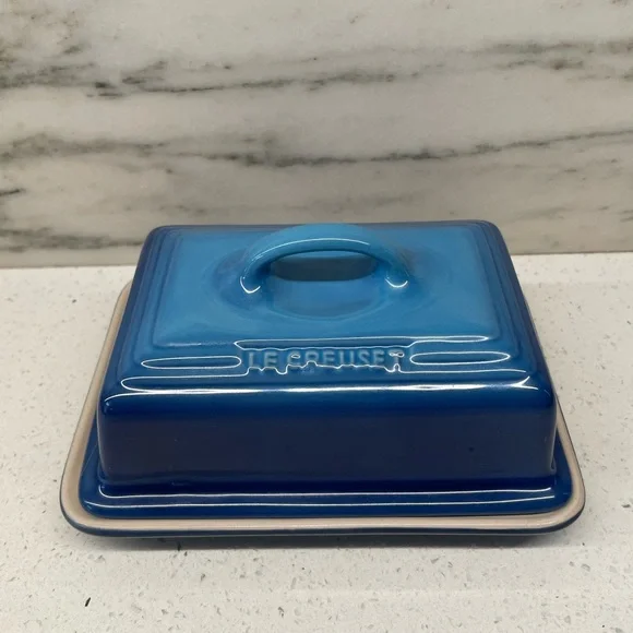 Le Creuset Butter Dish Ombre Azure Blue NWT - Picture 2 of 13
